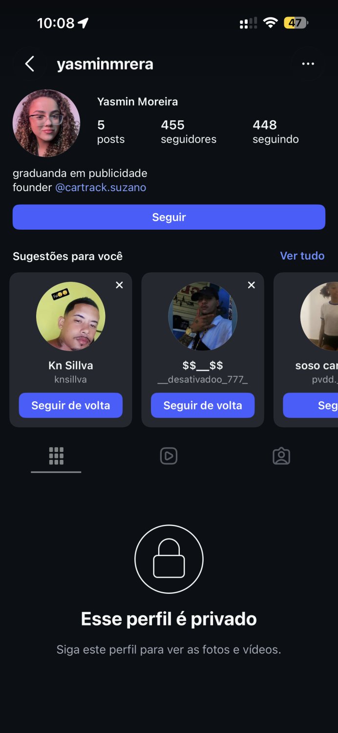 Novinha peituda mostrando tudo
