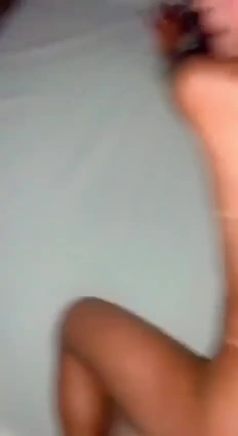 Novinha puta de fortal levando rola