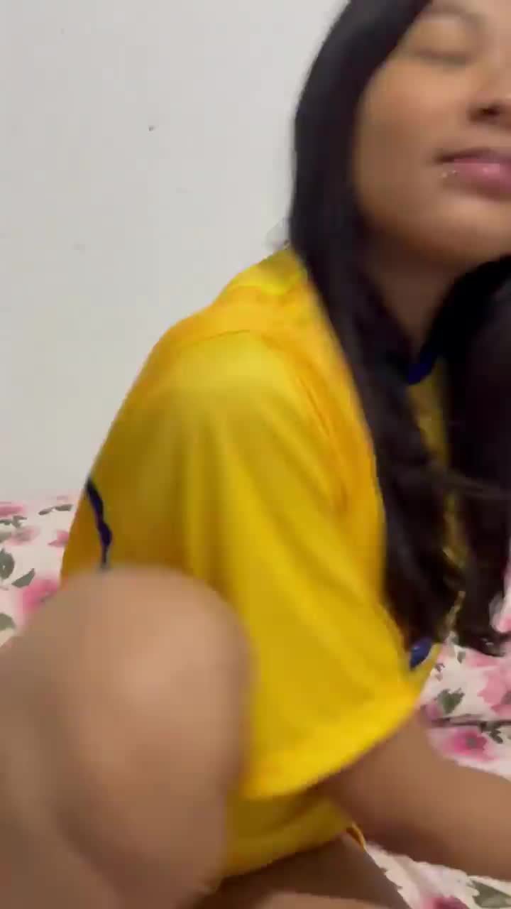Selfie Novinha Exibindo O Cuzinho Pro Namorado