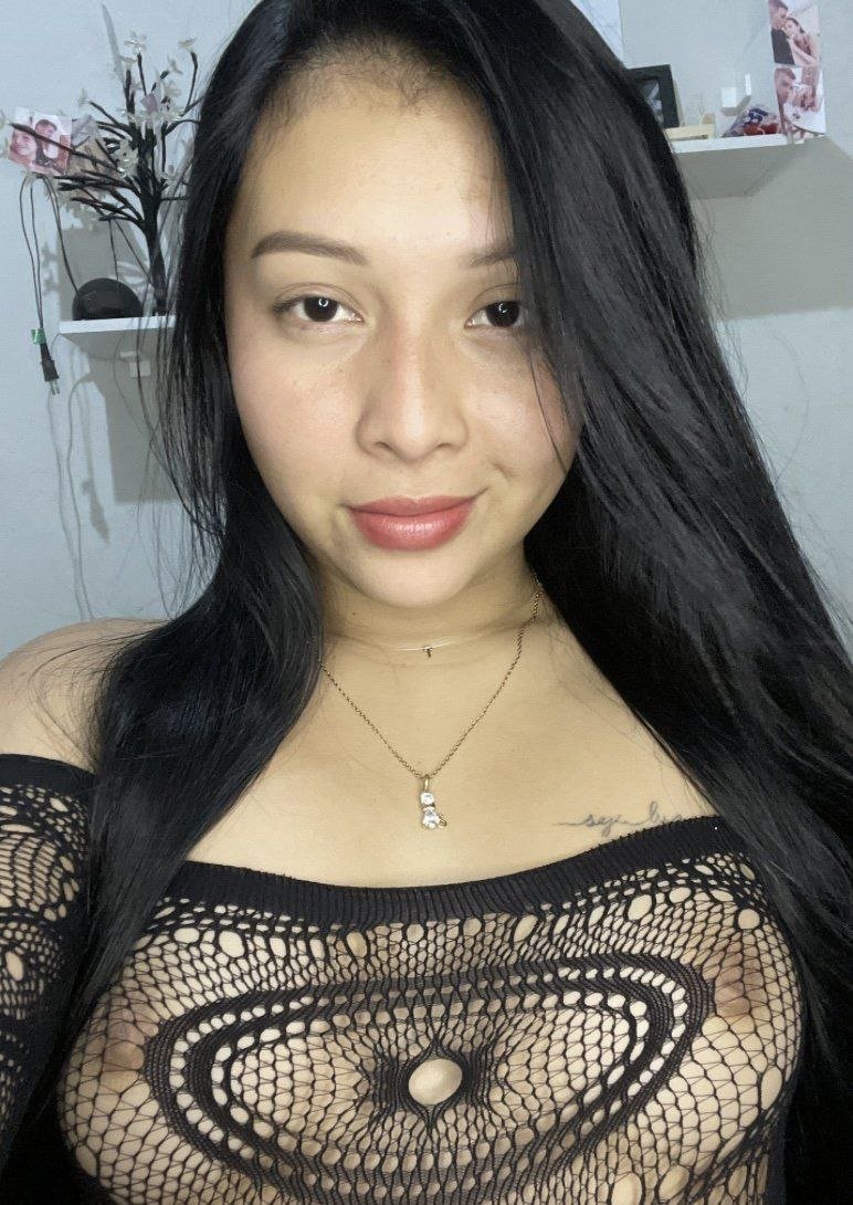Putinha Amadora saiu pra comer e virou a sobremesa do amigo