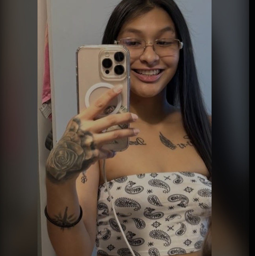 Morena novinha nerd vazou dando cuzinho sexo anal amador caiu na net vazados putinha safada