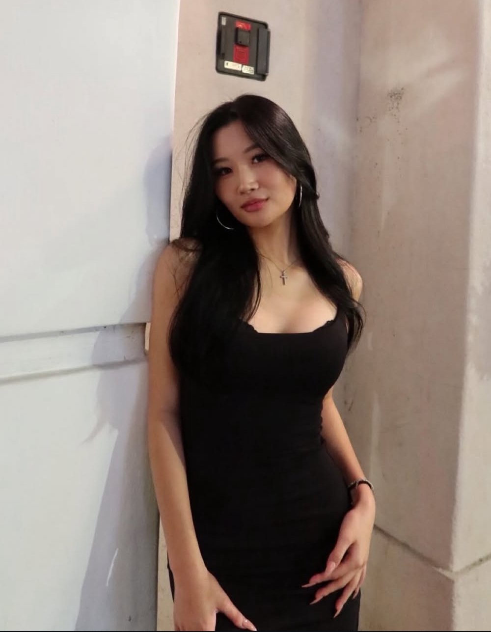 HOT UCSB ABG Needs a Proper BBC Gaping