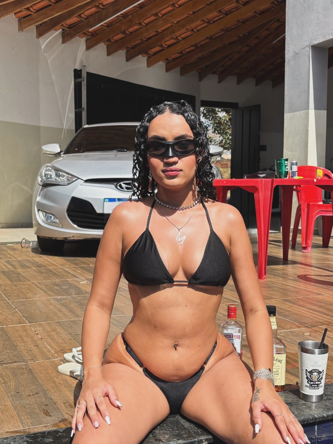 Morena Cacheada Novinha Boca De Veludo Rostinho Tesudo Pézinho Gostoso Pedindo Leite