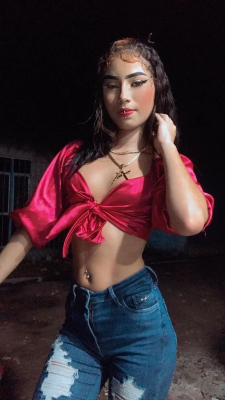 Novinha magrinha deliciosa de Belém do PA