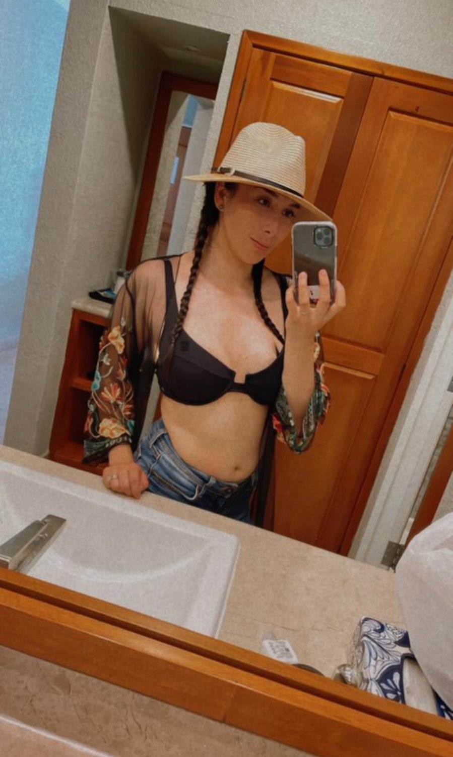 Hotwife mexicana joven