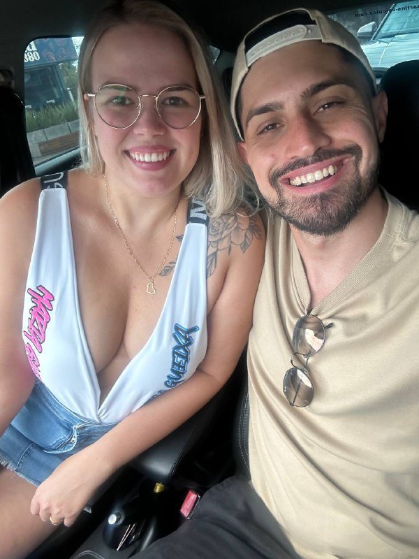 Loira rabuda que ama uma rola vazada pelo corno! vazou, vazada, vazados, amador, novinha, corno