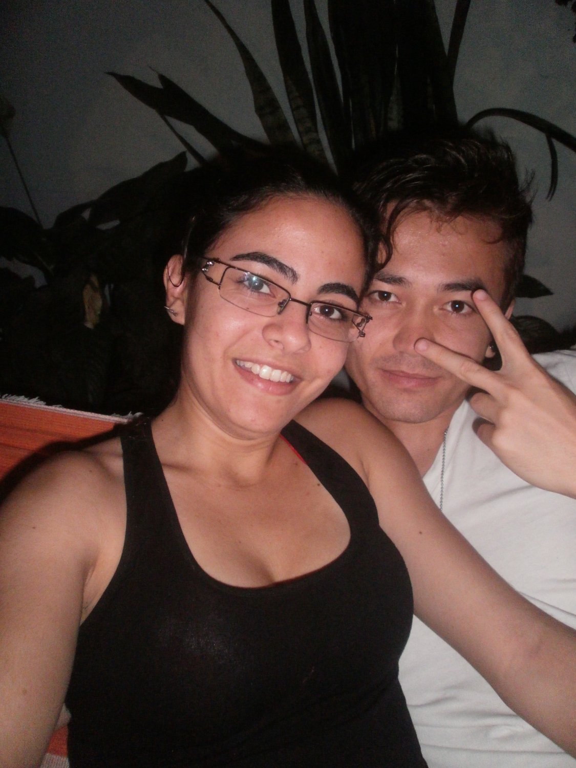 Esposa vadia, exibida pelo corno fotos amadoras do casal, que esposinha puta ele tem, casal top