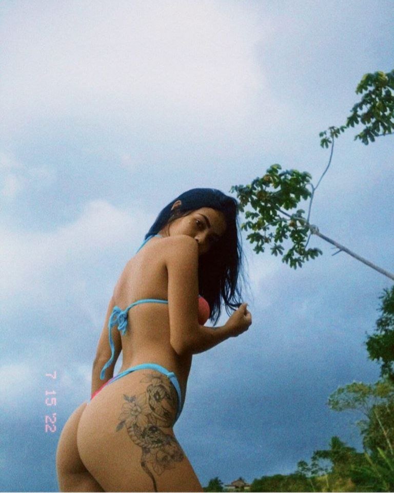 Vazou as amigas novinha na suruba! Caiu na Net vídeo novo puta vazada Brasil anal